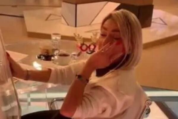 "NE FOLIRAJ GLUMICE": Jovana Jeremić PLAČE, a Srbi je URNIŠU! Razvlače je po mrežama, ovo je razlog