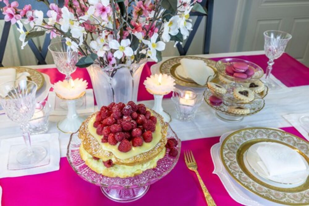 Torta, Posna torta, Voćna tota, Trpeza