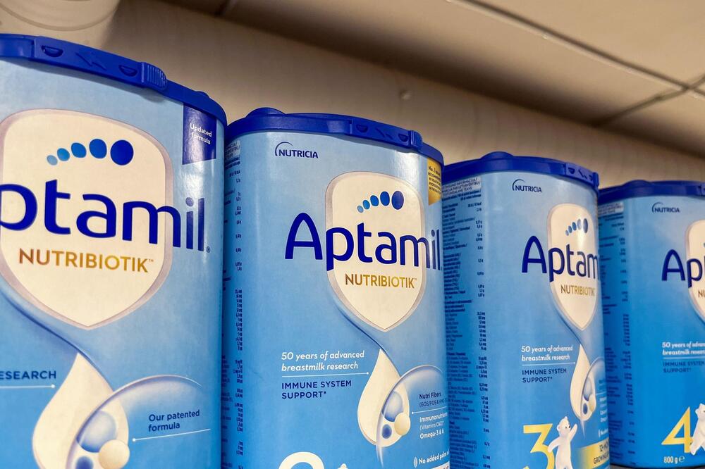 HITNO! Povlači se sa tržišta Srbije mleko za bebe Aptamil zbog povećanog prisustva bakterije Bacillus cereus