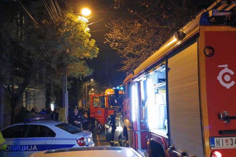 Automobil poznatog košarkaša propao kroz teretni lift: Novi detalji drame na Vračaru, vatrogasci spasili dvoje dece