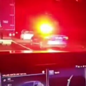 Ogromna gužva od Mladenovca ka Beogradu: Sumnja se na da je udaren pešak u saobraćajnoj nesreći! (VIDEO)