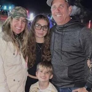 TRAGEDIJA U PADU AVIONA U SEVERNOJ KAROLINI: Poginuo čuveni vozač sa celom porodicom!