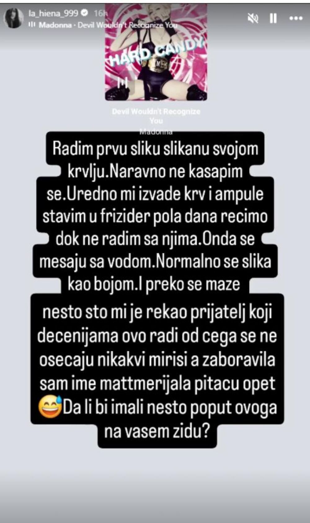 Dunja radi sliku sa krvlju