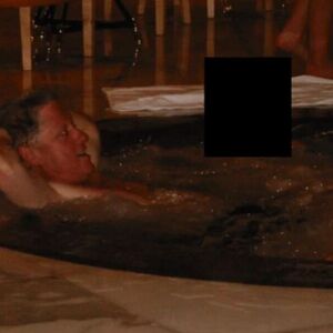 BIL KLINTON ODBIJA DA SVEDOČI U SLUČAJU EPSTAJN Njegova žena takođe je rekla "NE"!