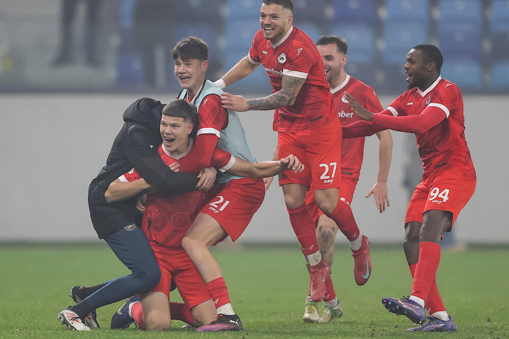 IMT pregazio Partizan i pobedio samo 1:0 golom 17-godišnjaka i približio Crvenu zvezdu prvom mestu (Video)