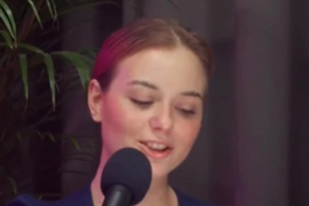 "MISLIM DA SAM OPSEDNUTA" Slovenka JAVNO PRIZNALA DA IMA FETIŠ NA SRBE, pa... "ČIM UPOZNAM NEKOG, ODMA..."