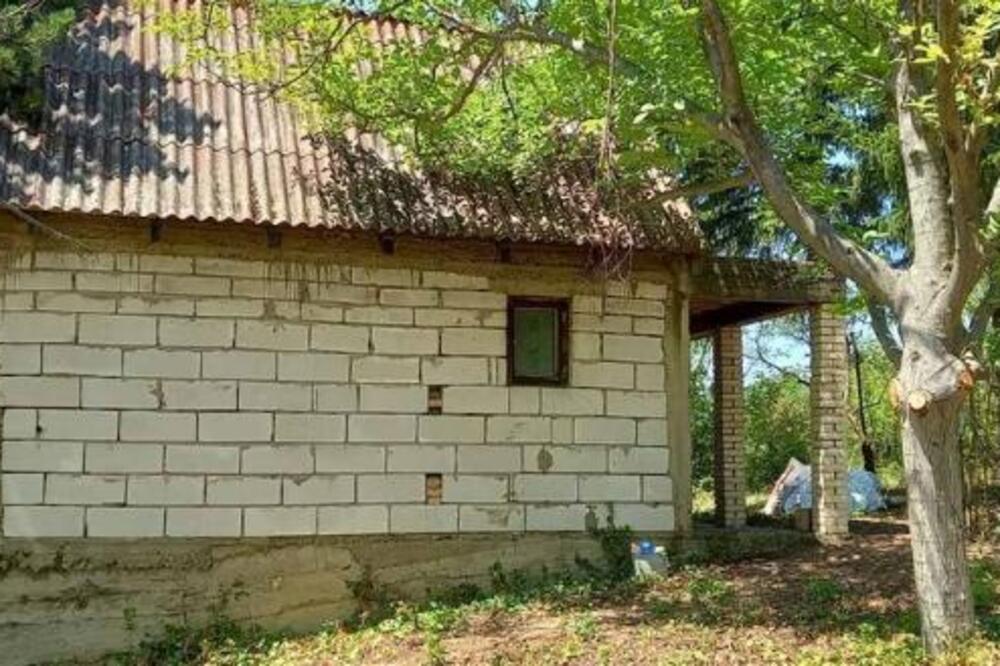 Nataša prodaje ove dve vikendice na Fruškoj Gori: Cena je da se ne poveruje