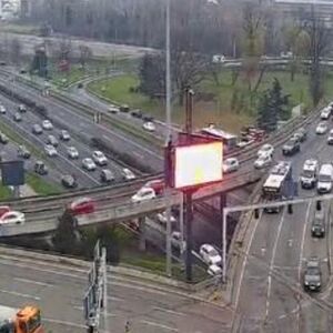 DA NE POVERUJETE! Nesvakidašnji prizori na ulicama Beograda - sigurno se pitate da li je DANAS PONEDELJAK (FOTO)