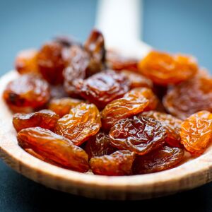 IZUZETNO OPASAN PESTICID PRONAĐEN U SUVOM GROŽĐU! Izdato upozorenje, hitno se povlači iz prodaje!