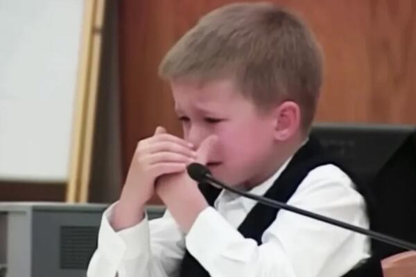 "TO JE MOJA..." Sedmogodišnji dečak otkrio kako je MAJKA UBILA NJEGOVU SESTRU, reči KIDAJU DUŠU NA KOMADE! (VIDEO)