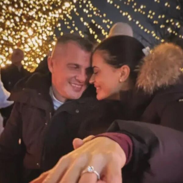 PA KAD PRE? Razvela se pre 21 dan, a VEĆ SE VERILA ZA NOVOG! On joj stavio PRSTEN NA RUKU, svi šokirani