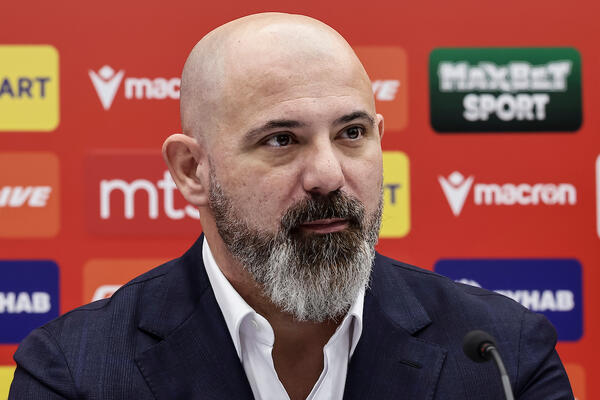 "Dogovorili smo se za minut. Razmišljao sam o pakovanju, a ne da li dolazim" (Foto)