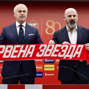 "Nije realno da dođu. Sjajni su momci, kao i igrači, ali hajde da budemo sa obe noge na zemlji"