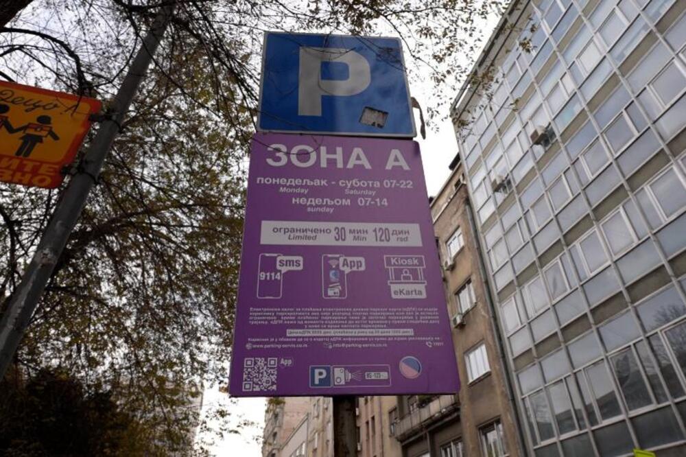 REDEFINISANE PARKING ZONE NA STAROM GRADU: Ljubičasta zona, pola sata parkiranja