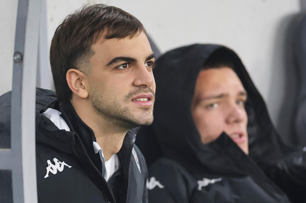 Štutgart doneo odluku oko Jovana Miloševića i Lazara Jovanovića!