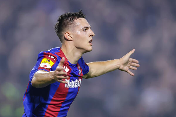 Šanse da Andrej Kostić napusti Partizan ispod otkupne klauzule ravne su nule!