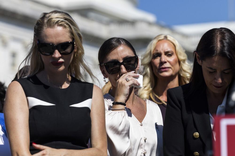 Marinu je imala 14 godina kad je pedofil počeo da je zlostavlja, SA 17 JE BILA PREVIŠE STARA ZA NJEGA! Ono što...