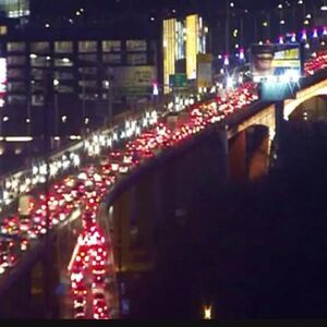 Skoro ovakav popodnevni špic nije bio u prestonici: Vozila se jedva miču, gužve u svim pravcima, ima i saobraćajki!