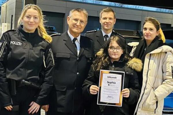 Devojčica Sofija spasila trogodišnjeg dečaka od opasnosti! Odmah pozvala policiju, a onda uradila neverovatnu stvar