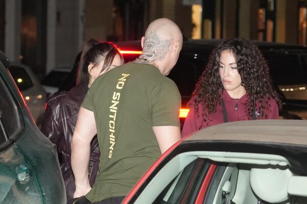 JAGNJE NA BINU, REPER "NA RAŽANJ" OSUDE! Srbi ga napali, a on svima ZAPUŠIO USTA: "Kad ližu prste u pečenjari..."