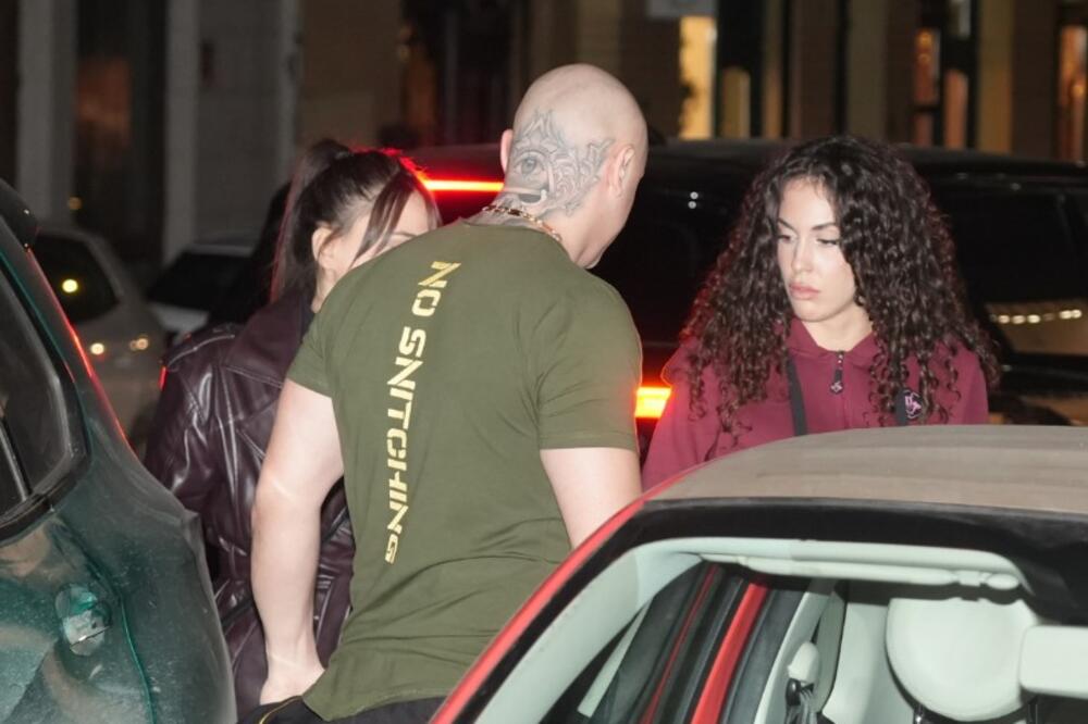 JAGNJE NA BINU, REPER "NA RAŽANJ" OSUDE! Srbi ga napali, a on svima ZAPUŠIO USTA: "Kad ližu prste u pečenjari..."