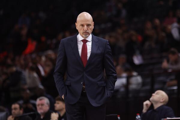 Šta se ovo događa? Košarkaš Zvezde se sukobio sa Obradovićem! (VIDEO)