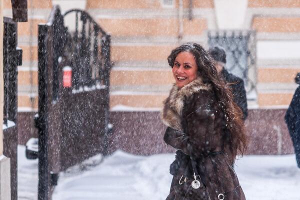 OČAJ U MOSKVI, PLASTIČNE MANDARINE VISE NA JELKAMA, LJUDIMA JE DOSTA RATA: Ipak, na ključno pitanje,isti je odgovor