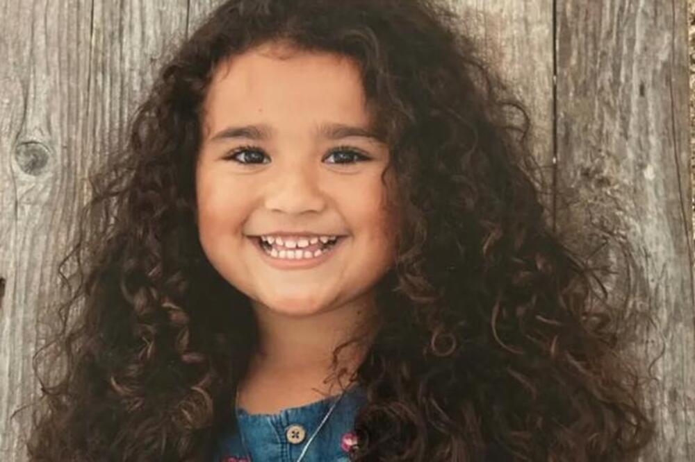 PRONAĐENO TELO DEVOJČICE SA LOKNAMA ZA KOJOM SE TRAGALO MESECIMA: Otkriveno i da je u sve umešana njena MAJKA!