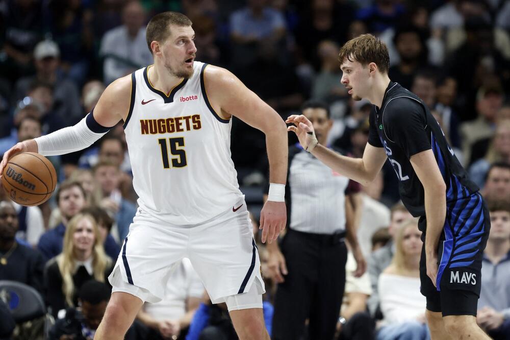 Nikola Jokić "nacrtao" idelan poslednji napad, ali je lopta izašla iz koša (Video/Foto)