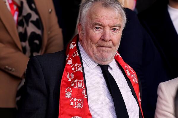 Ostrvo u suzama: Preminuo fudbalski Pikaso