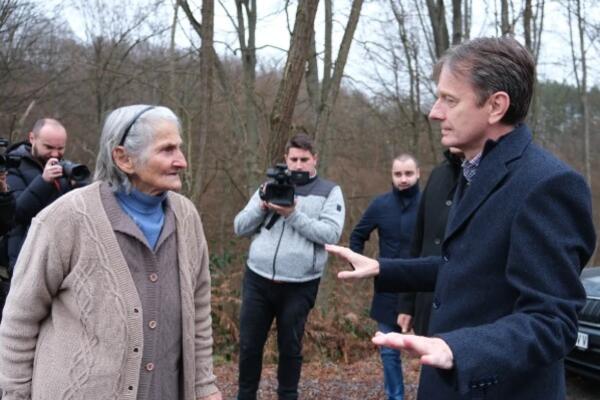 MINISTAR NE GUBI VREME! Projekti koji menjaju život građana - Glišić u 2 dana pokazao kako se ulaže u budućnost