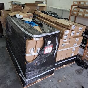 OVO JE TOTALNA NEVERICA! Umesto NOVIH BOJLERA prijavio da ima... Carinici ostali van sebe kada su otvorili KAMION