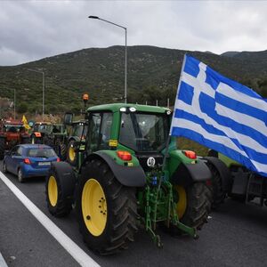 HILJADE TRAKTORA BLOKIRALO PUTEVE U GRČKOJ: Evo šta će dalje biti sa protestima, odluka pada sutra!