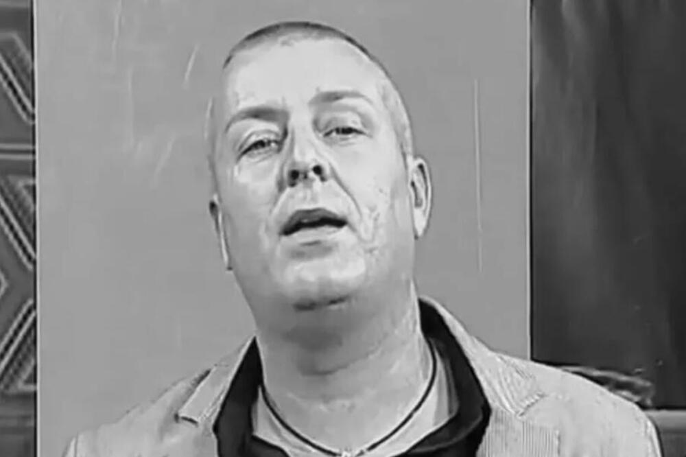 ESTRADA ZAVIJENA U CRNO! Umro Saša