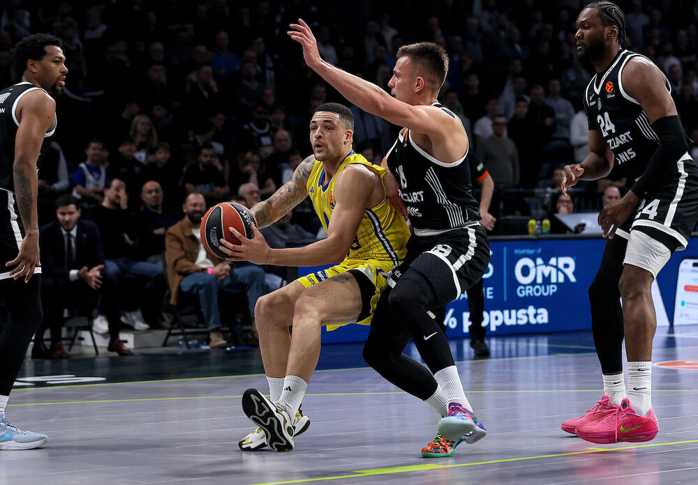 Ife Lundberg na utakmici Partizana i Makabija iz Tel Aviva