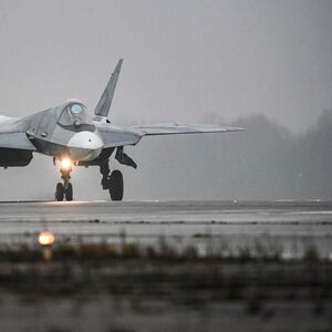 TAMANE NEPRIJATELJE "KAO MUŠICE": Pogledajte smrtonosne ruske avione, ovo su pravi JASTREBOVI