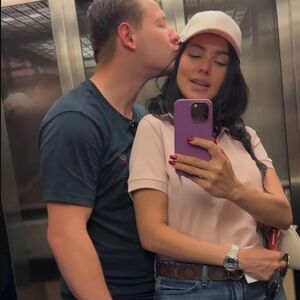 VELIKO SLAVLJE KOD TANJE SAVIĆ! U jeku ljubavi sa PILOTOM, objavila najlepše vesti - RADOST