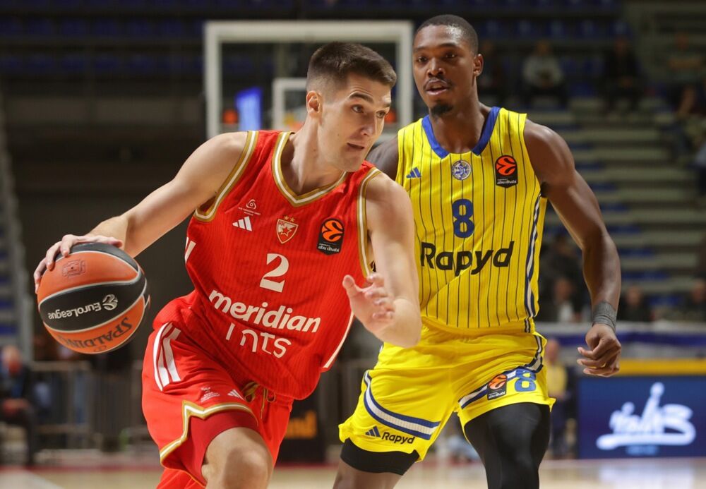 Stefan Miljenović na utakmici Makabija iz Tel Aviva i Crvene zvezde u sezoni 2025/26 Evrolige