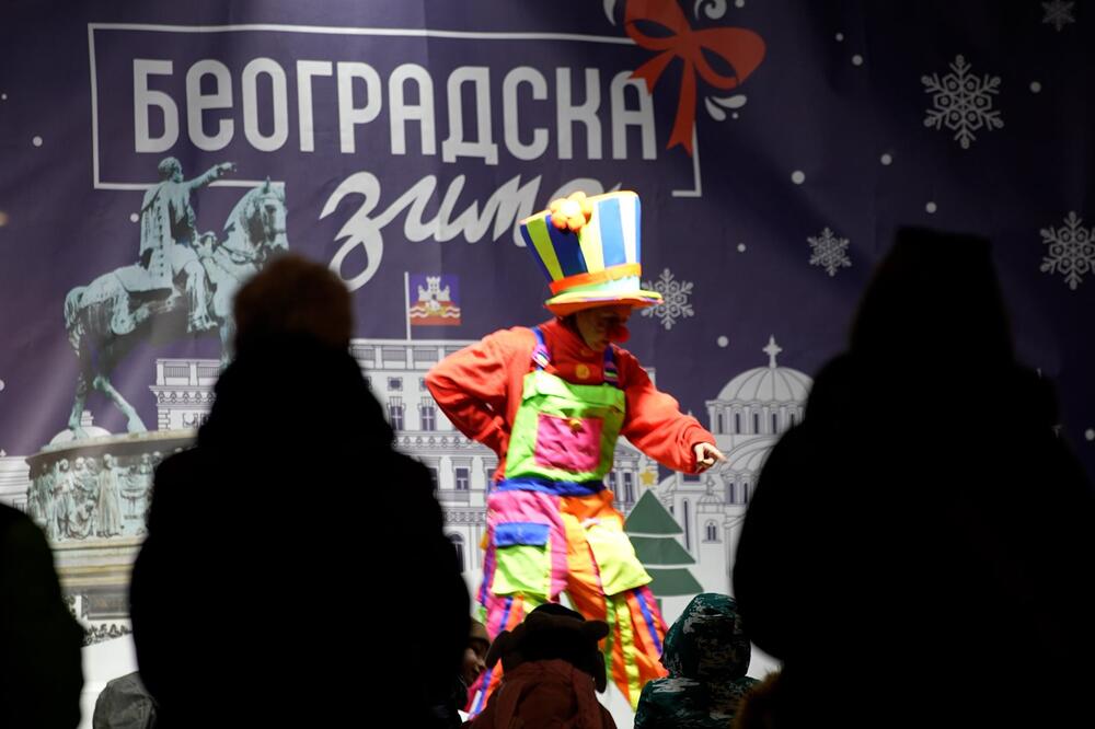&bdquo;BEOGRADSKA ZIMA&ldquo; NA PLATOU KOD HRAMA SVETOG SAVE I TAŠMAJDANSKOM PARKU: Programima oduševljeni najmlađi sugrađani