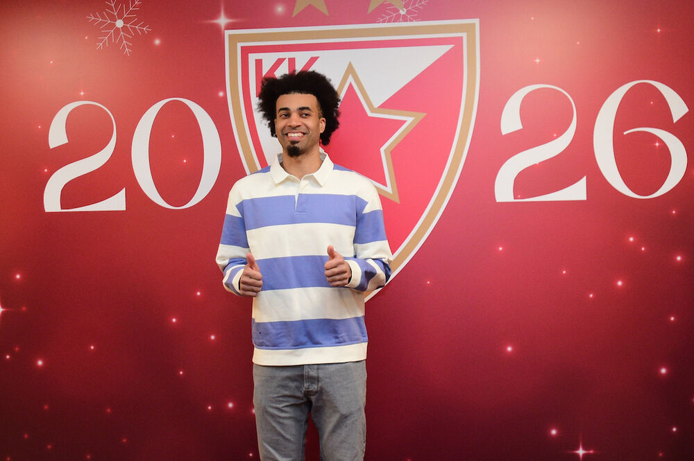 Džordan Nvora na novogodišnjem koktelu KK Crvena zvezda