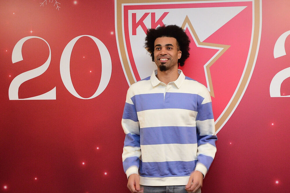 Džordan Nvora na novogodišnjem koktelu KK Crvena zvezda