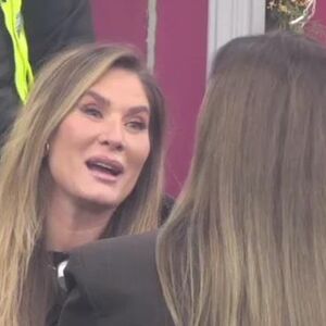 OBEZBEĐENJE NA PINKU RAZDVAJALO KUME! Ćurčićeva i Kačavenda se UMALO POTUKLE u uživo PROGRAMU - snimak uznemiruje