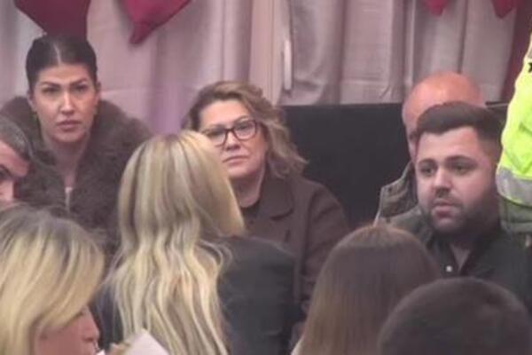 DRAMA NA PINKU NA VRHUNCU! Eksplozija pred kamerama! Aneli oči u oči sa Asminovom porodicom &ndash; pljušte ŠOK OPTUŽBE