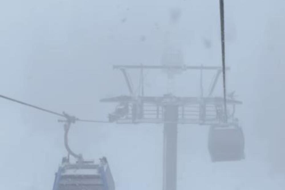 SRBI OBOŽAVAJU DA DOLAZE OVDE! Dok Beograđani čekaju sneg, na ovoj planini -18 - poznato skijalište zavejano