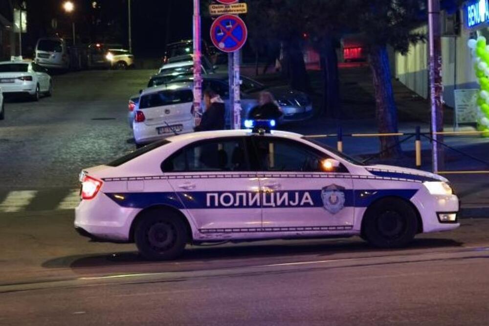 DETALJI DANAŠNJE TUČE U ZEMUNU! Konobar gostu odgrizao UVO - RAZLOG je sve zbunio, čak i SVEDOKA