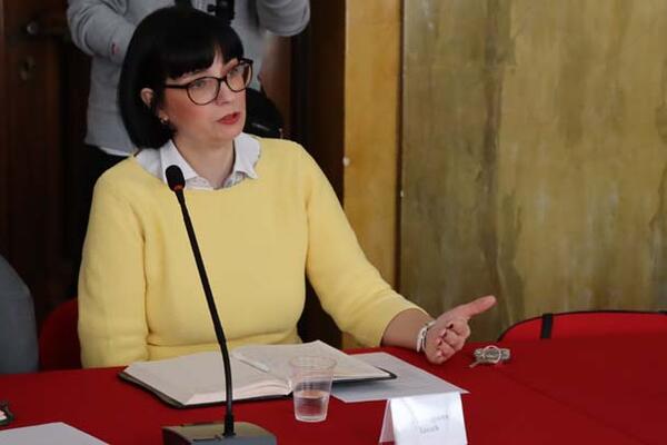 Hainan na putu transformacije od tropskog odmarališta do moderne bescarinske zone