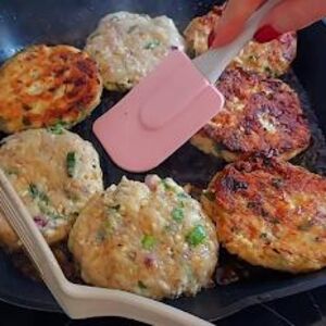 Sočna piletina sa srcem od topljenog sira: Gurmanski ručak koji će obogatiti trpezu, od ovog kreće voda na usta