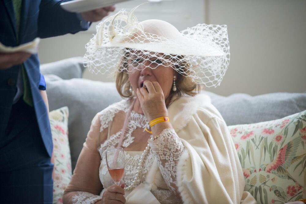 OTAC JE ZOVE "LUKAVA SLONICA", A SKANDALE VOLI VIŠE OD HLEBA! Naslednica je ČUVENE IMPERIJE, a jedan detalj ŠOKIRA!