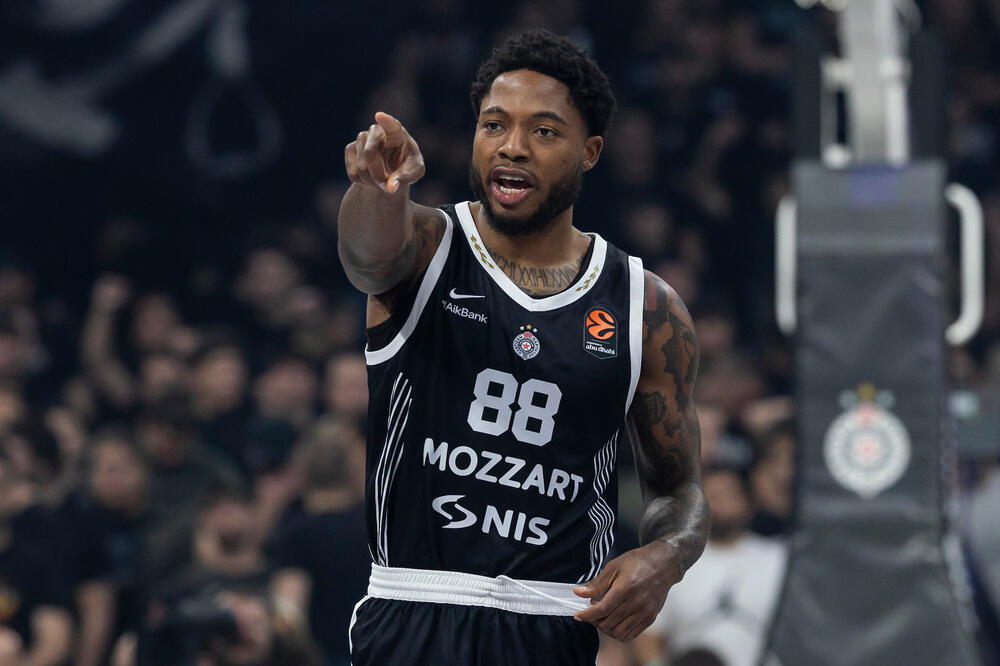 Partizan dobija duplo veći novac za Tajrika Džonsa!