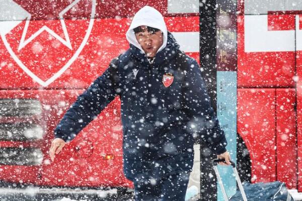Crvena zvezda otputovala u Antaliju - jedan stranac dolazi direktno u Tursku, drugi sa timom od 6. januara (Foto)